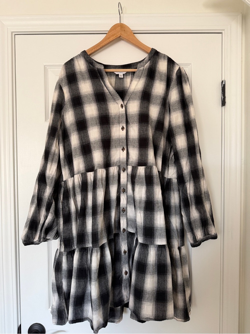 Time and Tru Black & White Plaid Button-Up Dress